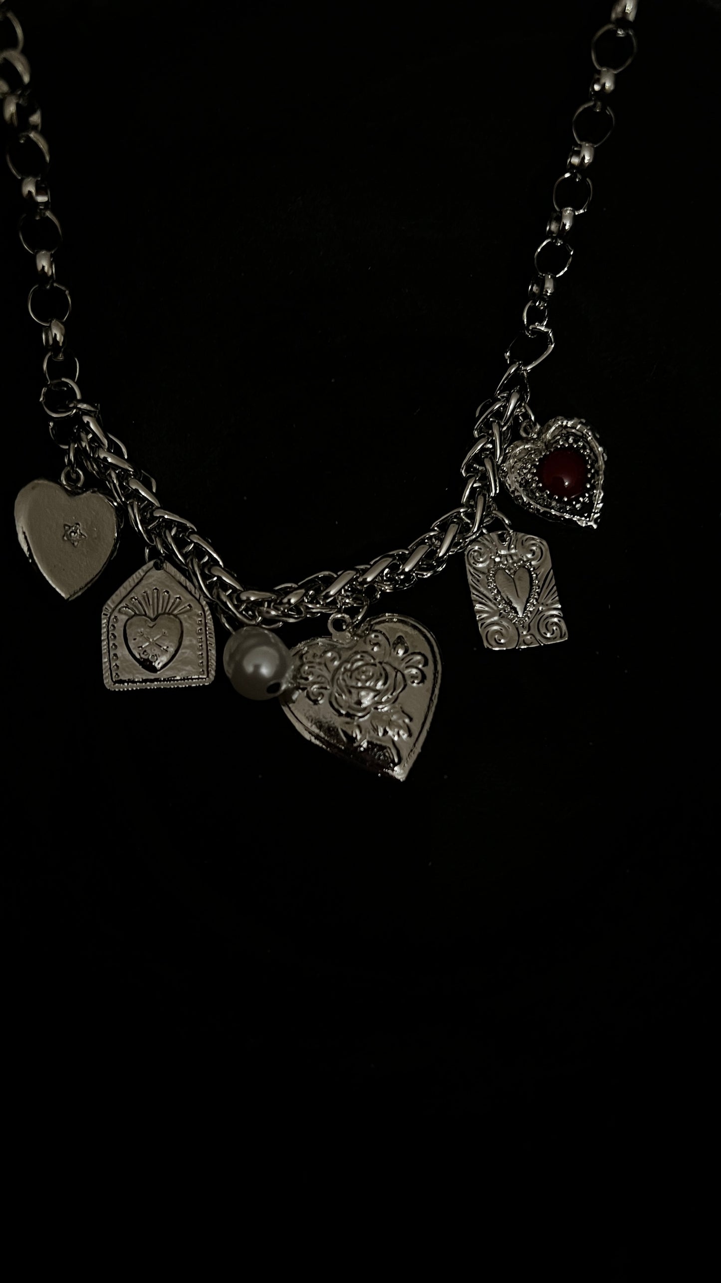 Heart charm necklace