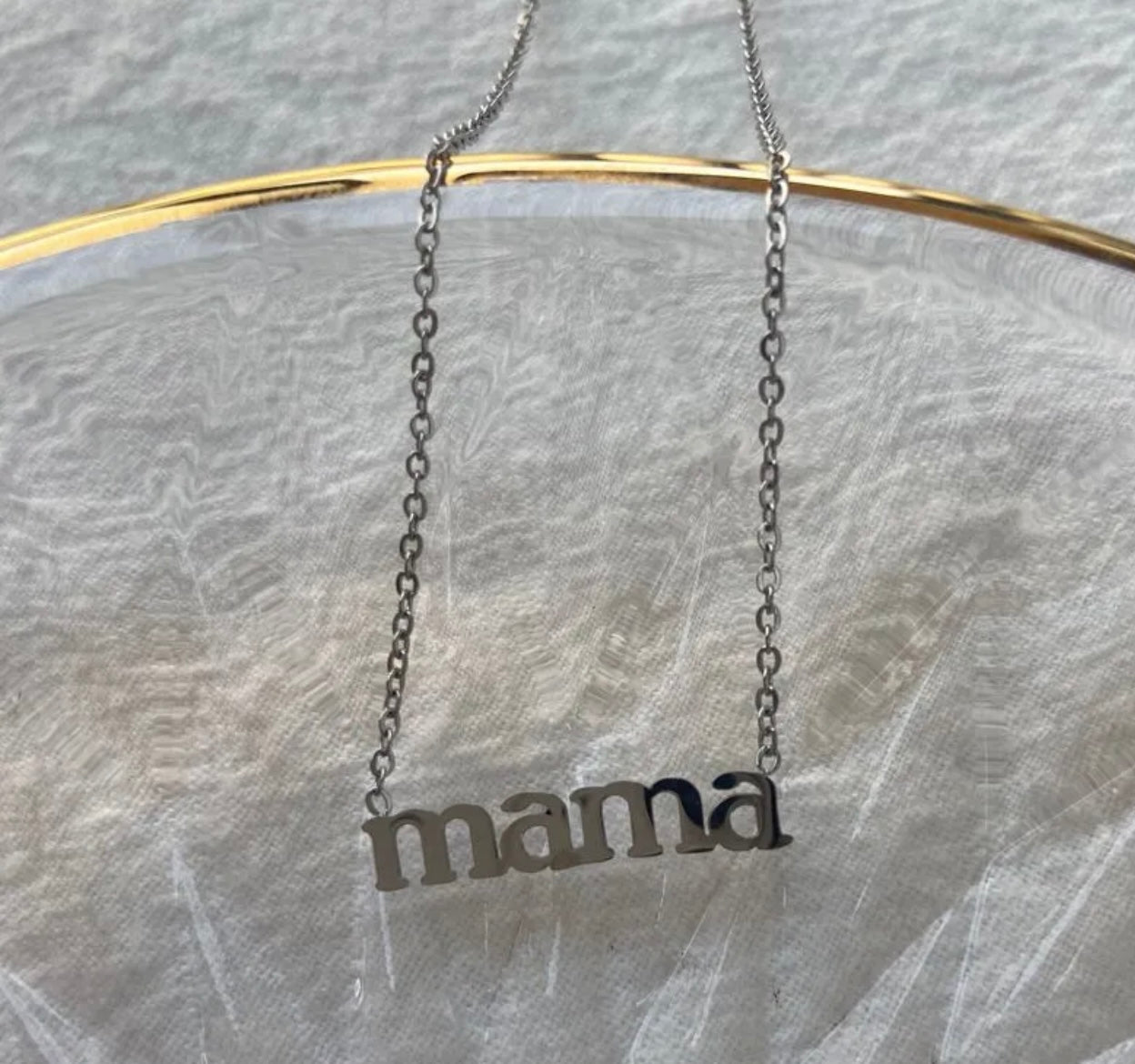 Mama necklace